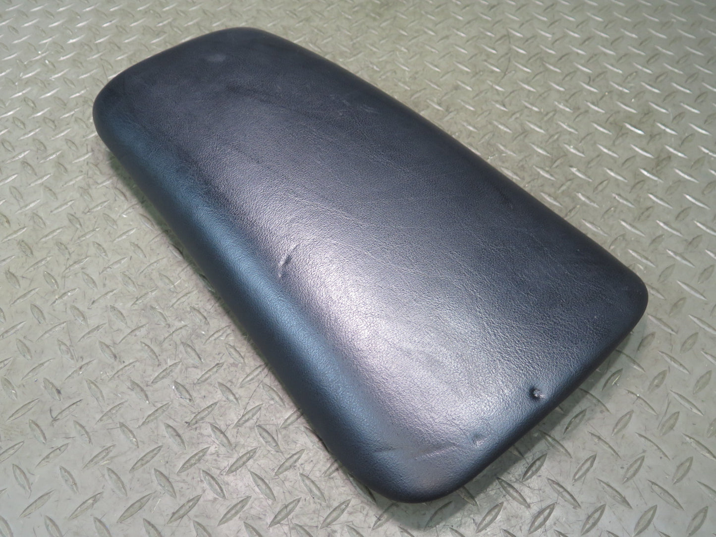 97-04 Chevrolet Corvette C5 Center Console Leather Armrest Lid Black OEM