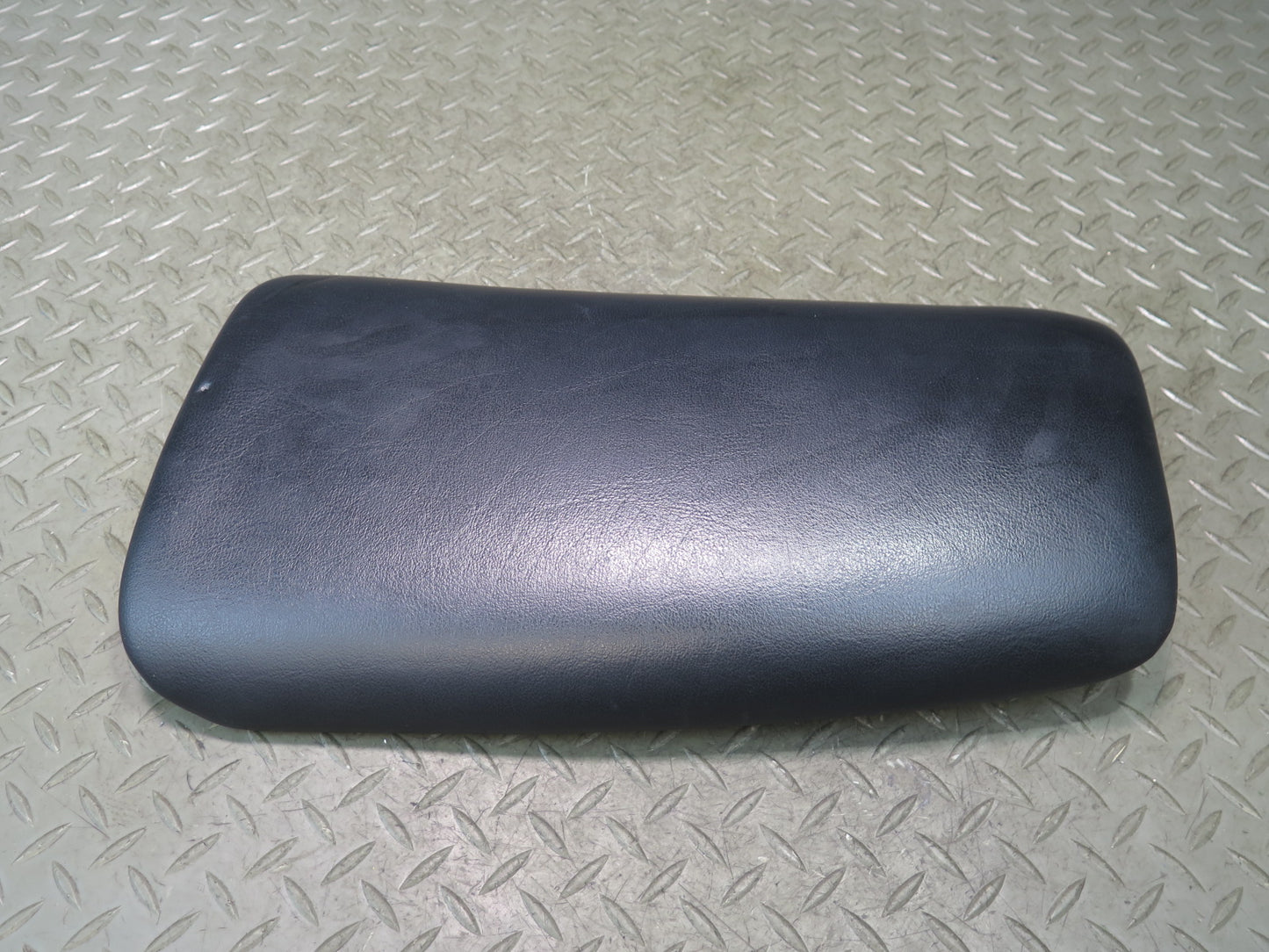 97-04 Chevrolet Corvette C5 Center Console Leather Armrest Lid Black OEM