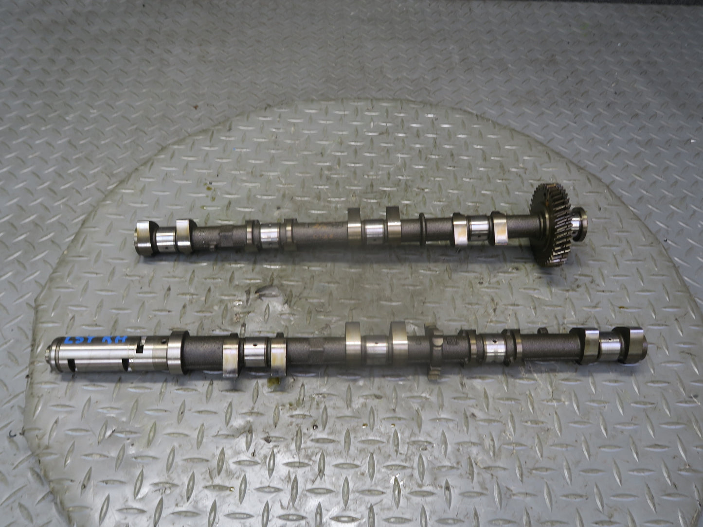 01-06 Lexus LS430 UCF30L 3UZFE Set of 2 Right Intake & Exhaust Camshaft OEM