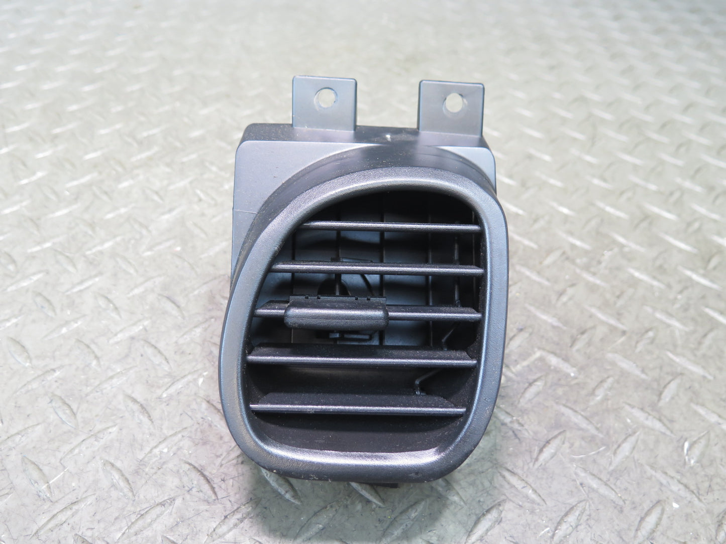 97-04 Chevrolet Corvette C5 Set of 3 Dash Front Left & Right Air Vent Grille OEM