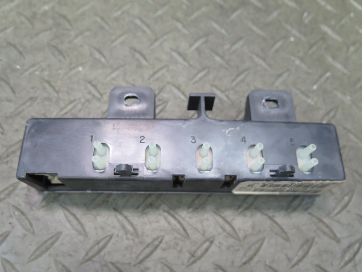 97-04 Chevrolet Corvette C5 Climate Vacuum Valve Module Solenoid Set OEM