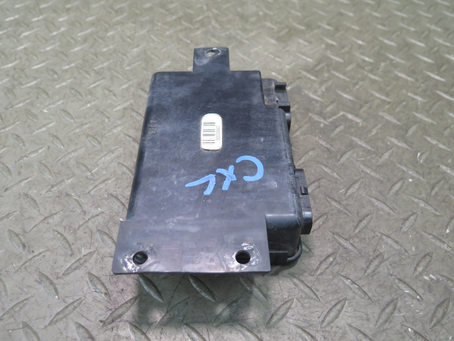 97-04 Chevrolet Corvette C5 TAC Throttle Actuator Control Module 25317611 OEM