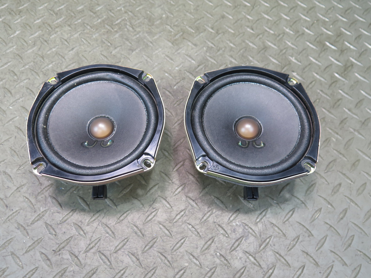 97-04 Chevrolet Corvette C5 Convertible Set of 2 Rear Bose Speaker 10278959 OEM