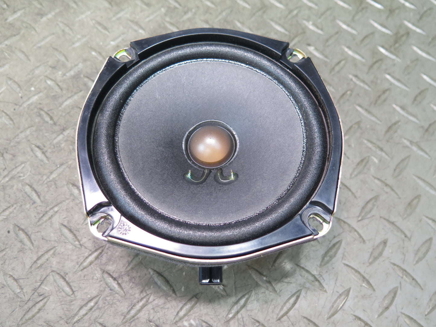 97-04 Chevrolet Corvette C5 Convertible Set of 2 Rear Bose Speaker 10278959 OEM