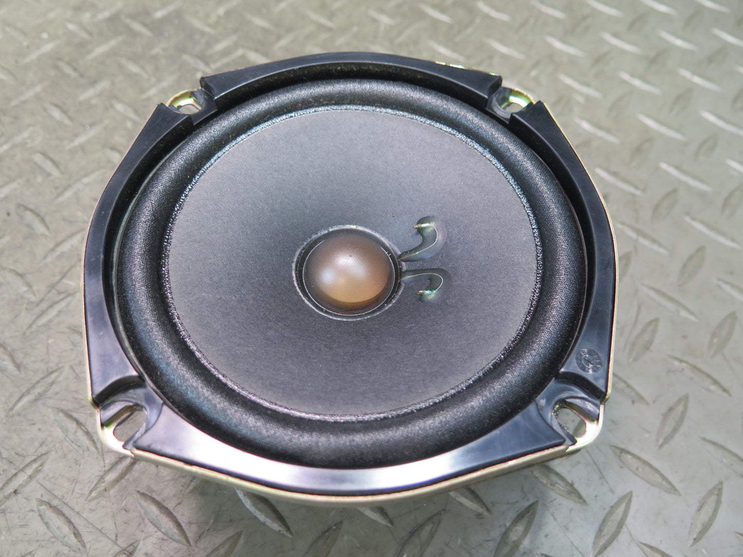 97-04 Chevrolet Corvette C5 Convertible Set of 2 Rear Bose Speaker 10278959 OEM