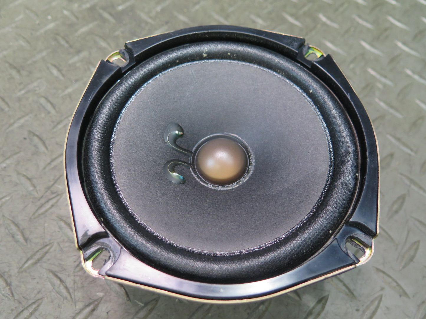 97-04 Chevrolet Corvette C5 Convertible Set of 2 Rear Bose Speaker 10278959 OEM
