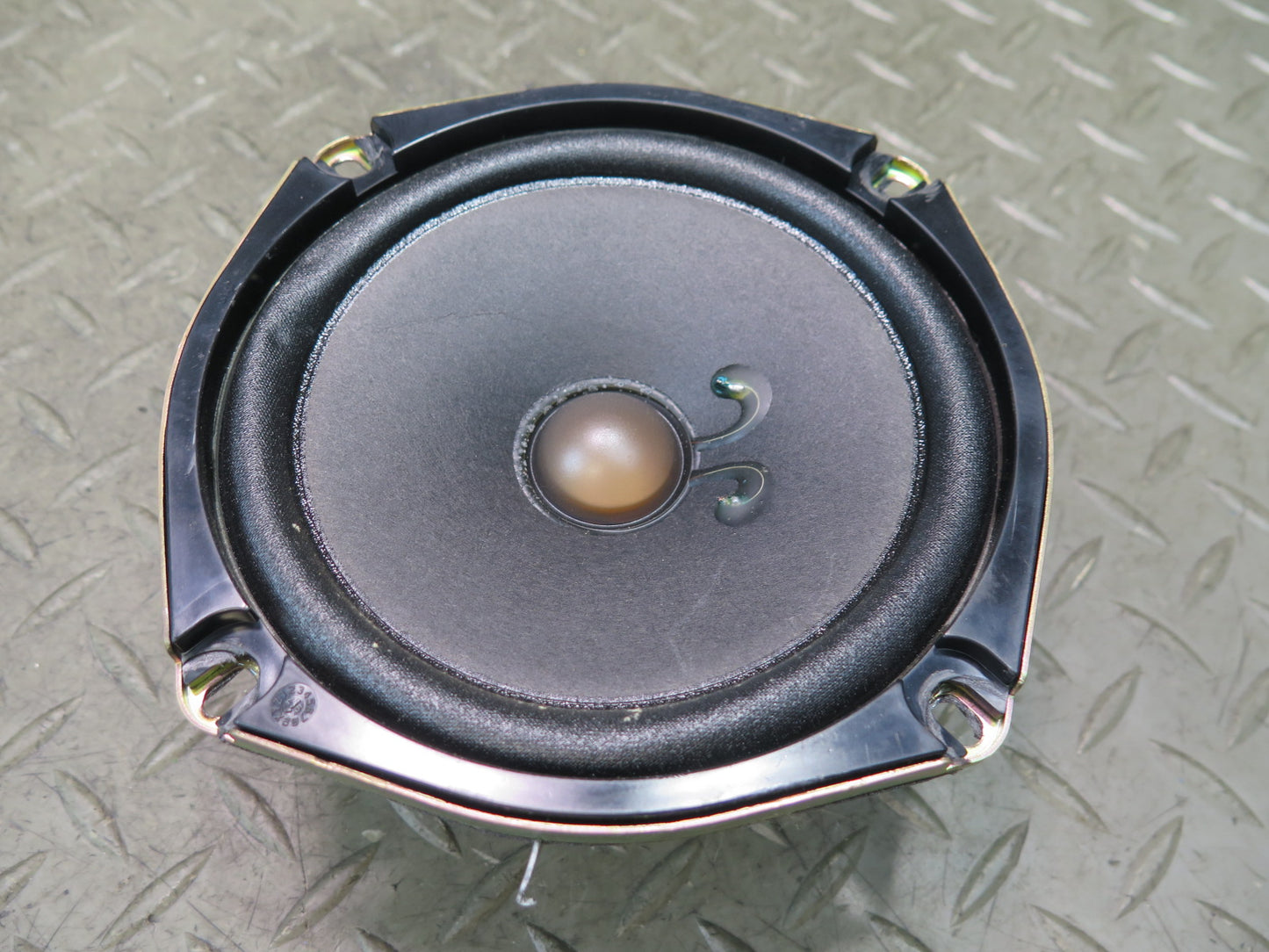 97-04 Chevrolet Corvette C5 Convertible Set of 2 Rear Bose Speaker 10278959 OEM
