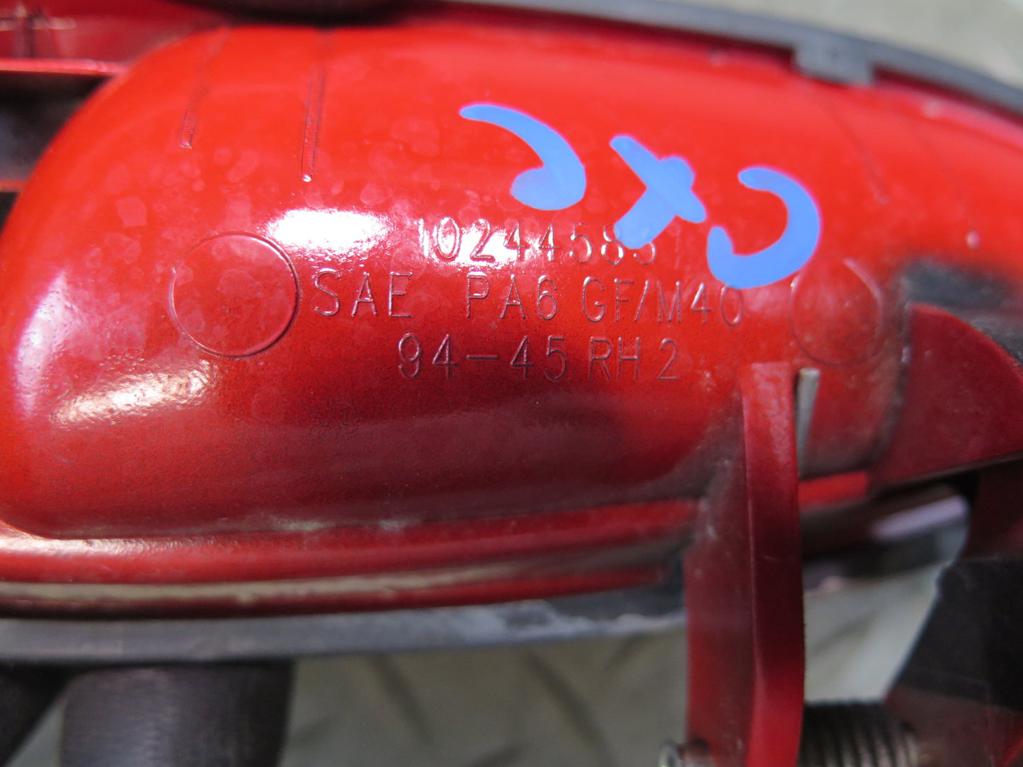 97-04 Chevrolet Corvette C5 Set of 2 Left & Right Door Exterior Handle RED OEM