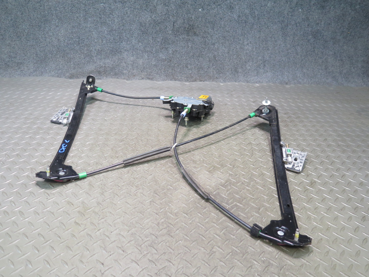 97-04 Chevrolet Corvette C5 Left Door Window Regulator w Motor 10408035 OEM