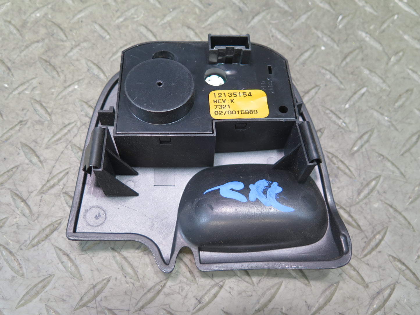 97-00 Chevrolet Corvette C5 Traction Control Switch w Trim Black 12135154 OEM