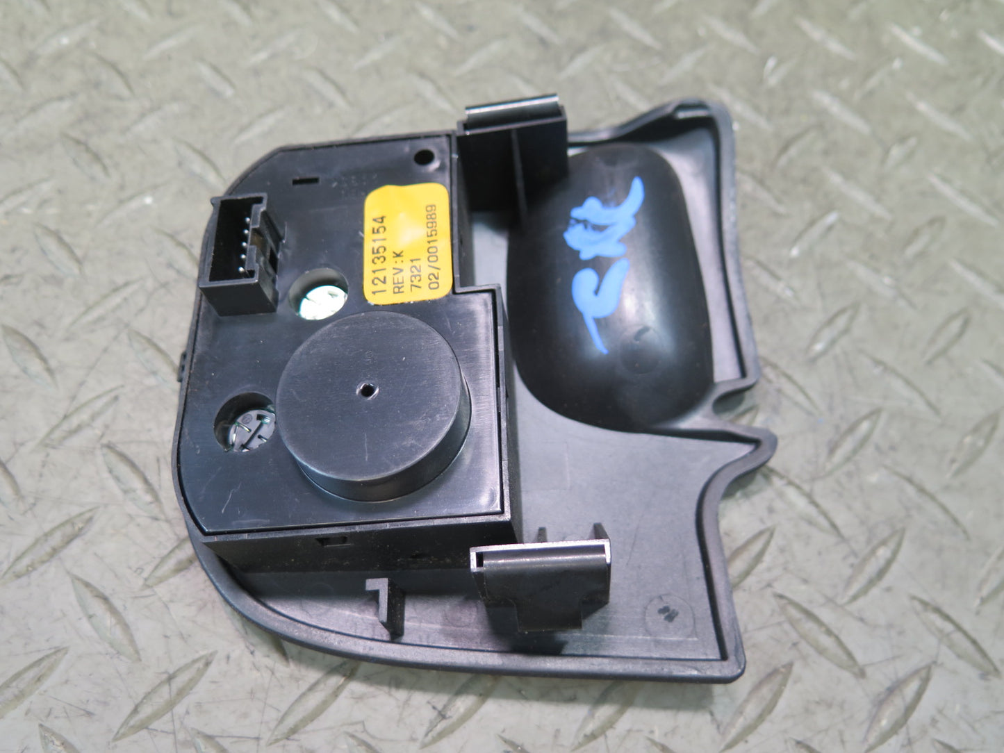 97-00 Chevrolet Corvette C5 Traction Control Switch w Trim Black 12135154 OEM