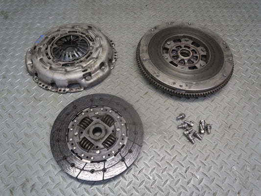 09-17 Nissan Z34 370Z M/T Clutch Disc Flywheel Pressure Plate Set 31K Miles OEM