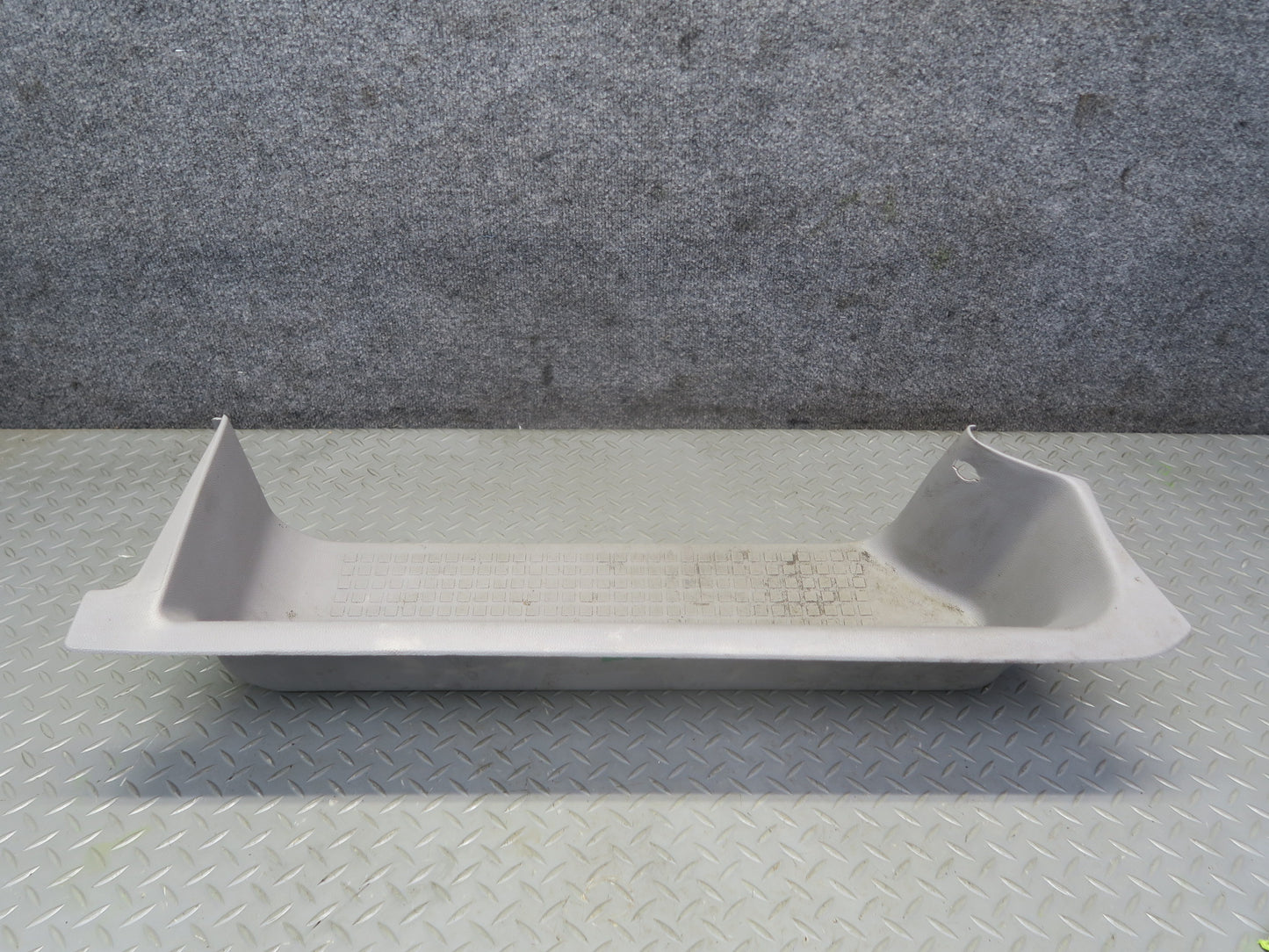 99-03 VW Eurovan T4 Front Left Door Step Trim Panel 705863735A OEM