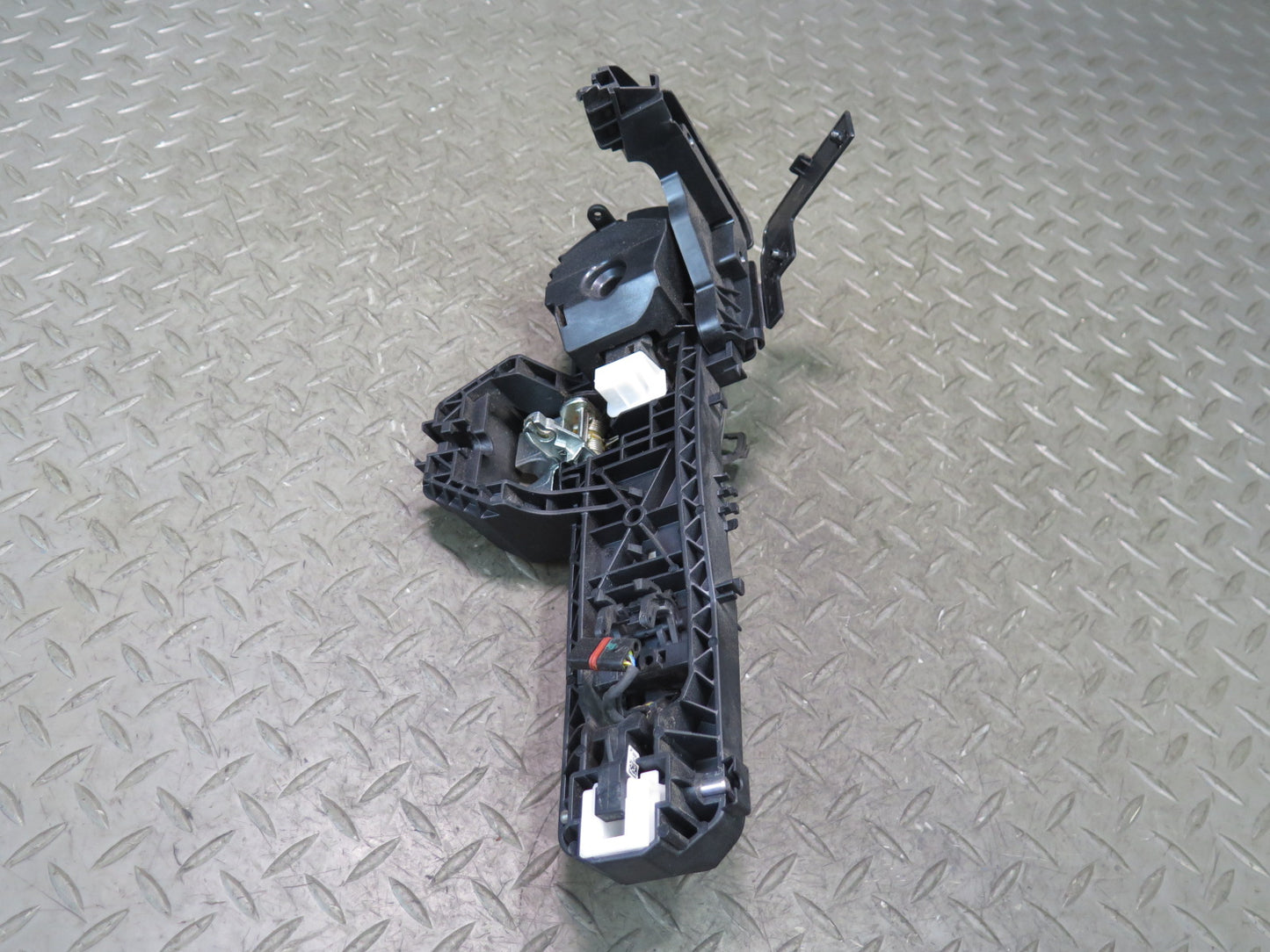2012-2016 Mercedes R172 SLK Front Left Side Exterior Door Handle Keyless GO