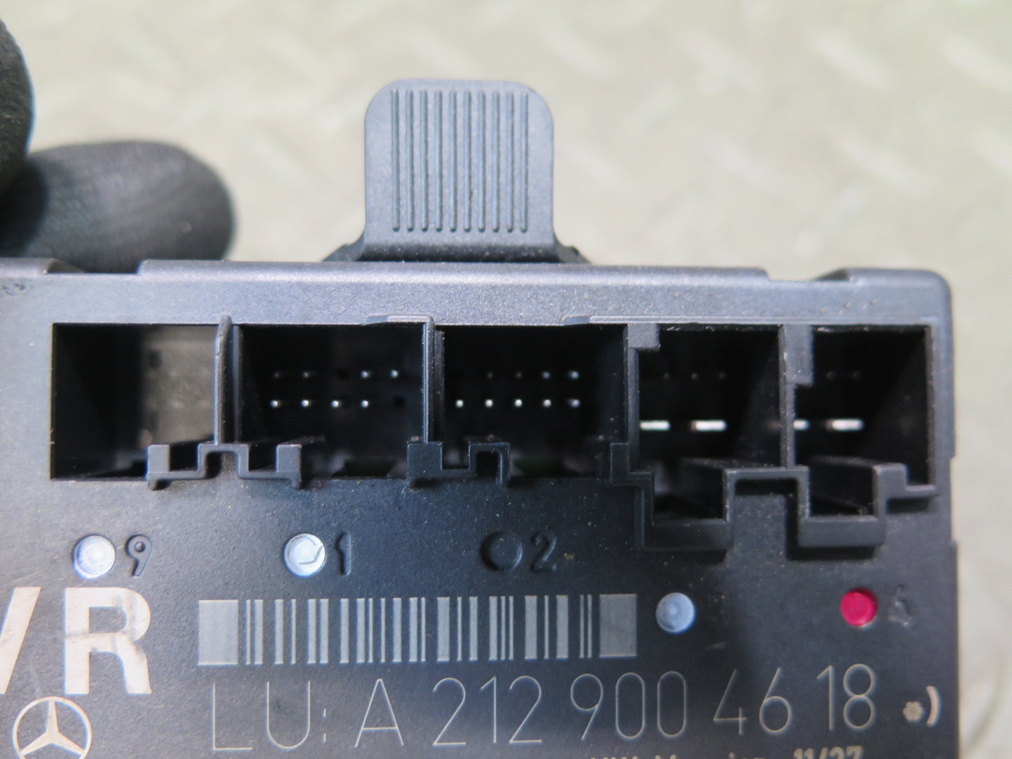 2012-2016 Mercedes R172 SLK Front Right Pass Side Door Control Module Unit