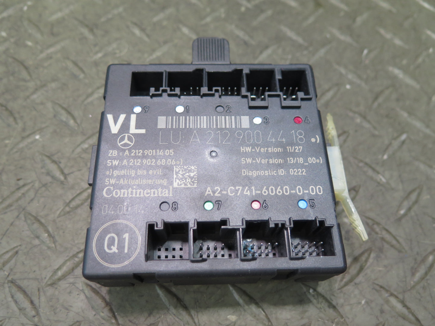 2012-2016 Mercedes R172 SLK Front Left Driver Side Door Control Module Unit