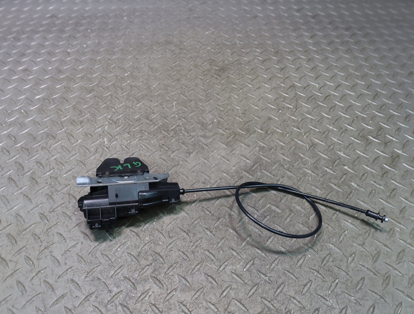 2012-2020 Mercedes R172 SLK SLC Rear Trunk Lid Latch Lock Actuator A2047500485