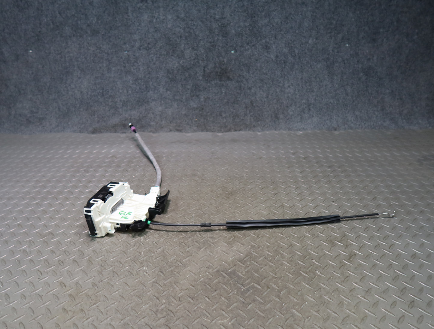 2012-2020 Mercedes R172 SLK SLC Front Left Driver Side Door Latch Lock Actuator