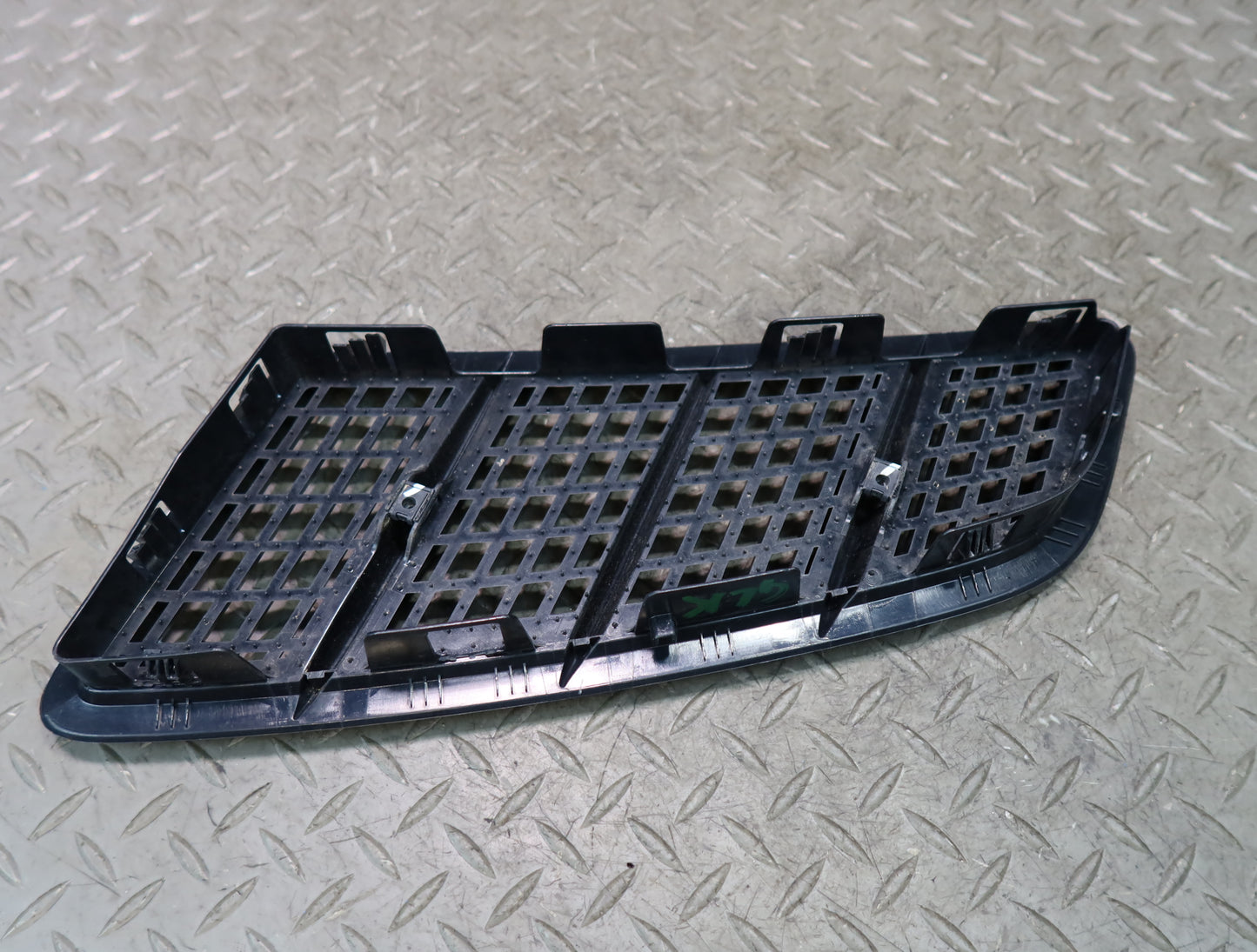 2012-2020 Mercedes R172 SLK SLC Hood Right Passenger Side Vent Grille