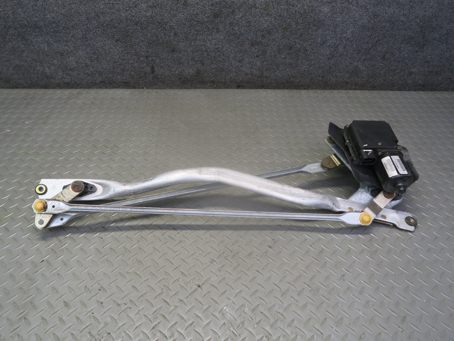 97-04 Chevrolet Corvette C5 Front Wiper Transmission Linkage w Motor OEM