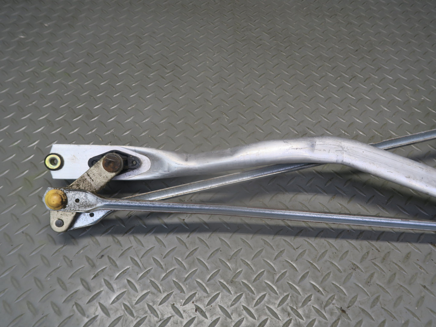 97-04 Chevrolet Corvette C5 Front Wiper Transmission Linkage w Motor OEM