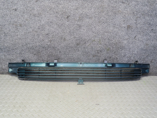 99-03 VW Eurovan T4 Front Radiator Center Lower Grille Green 7D0853654 OEM