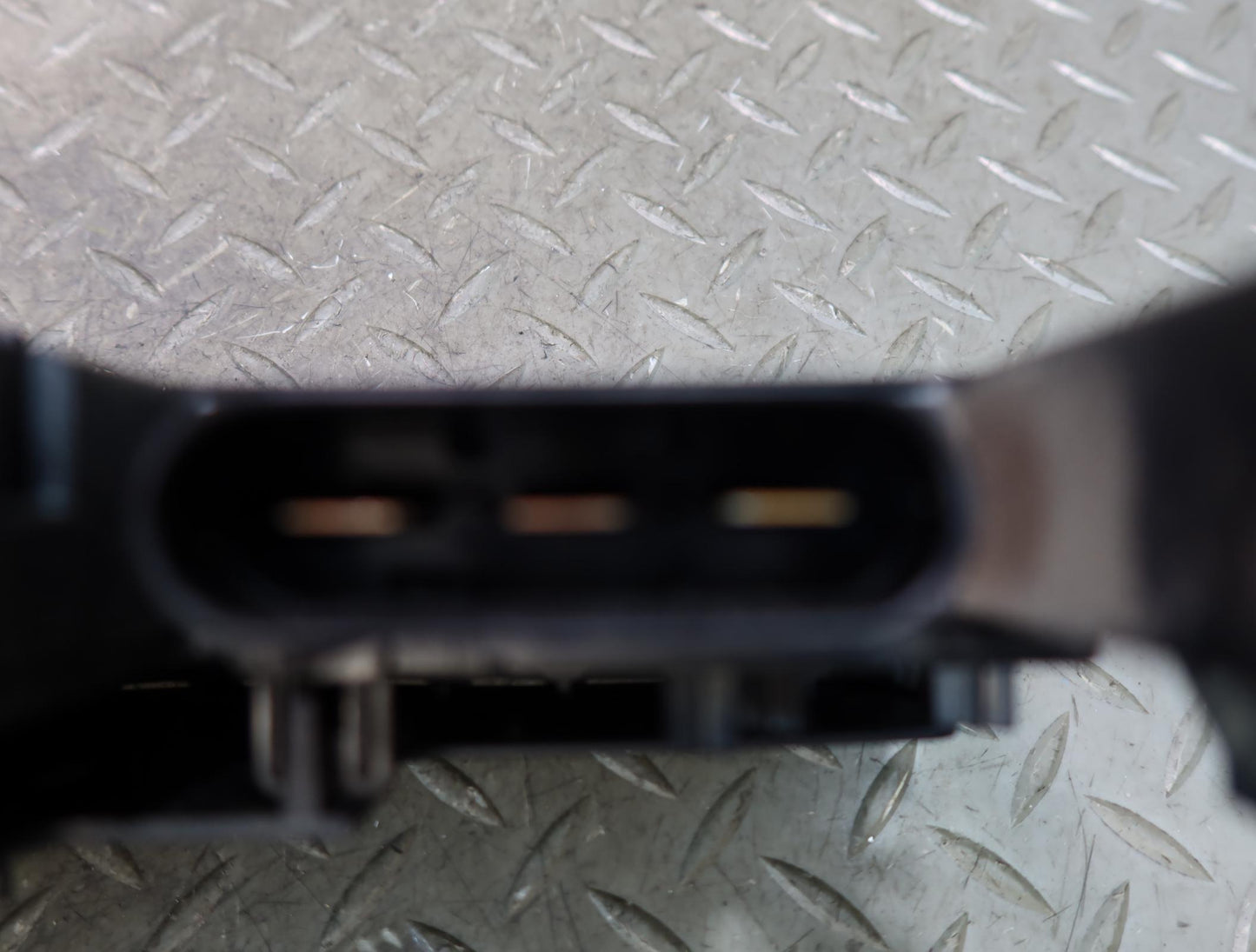2012-2016 Mercedes R172 SLK Positive Battery Terminal Junction Box