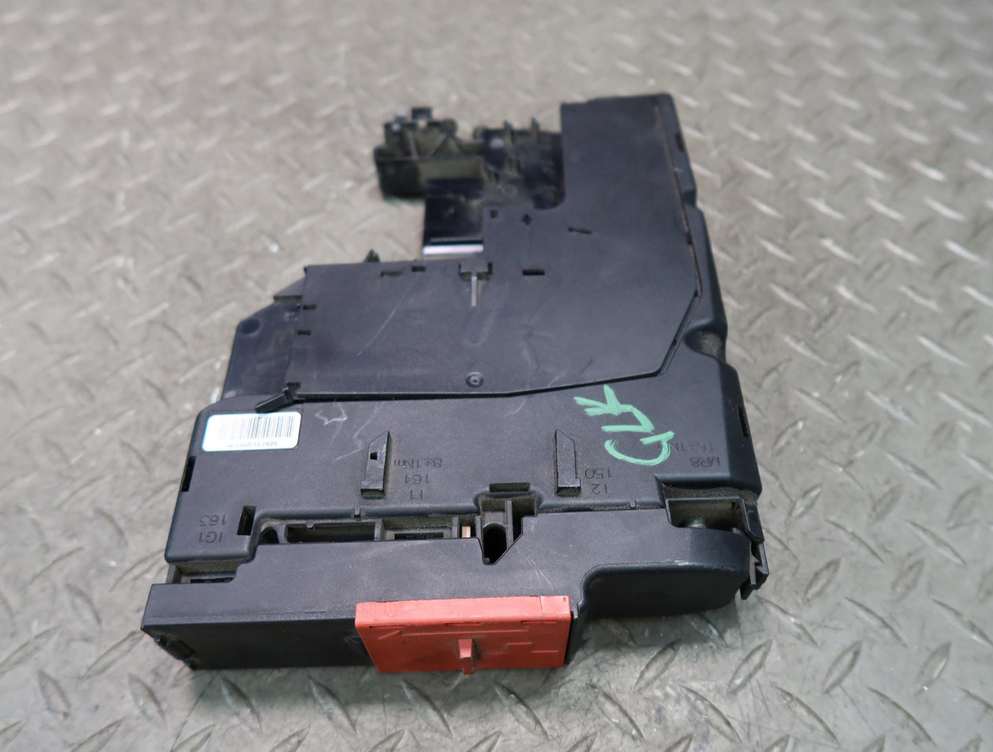 2012-2016 Mercedes R172 SLK Positive Battery Terminal Junction Box