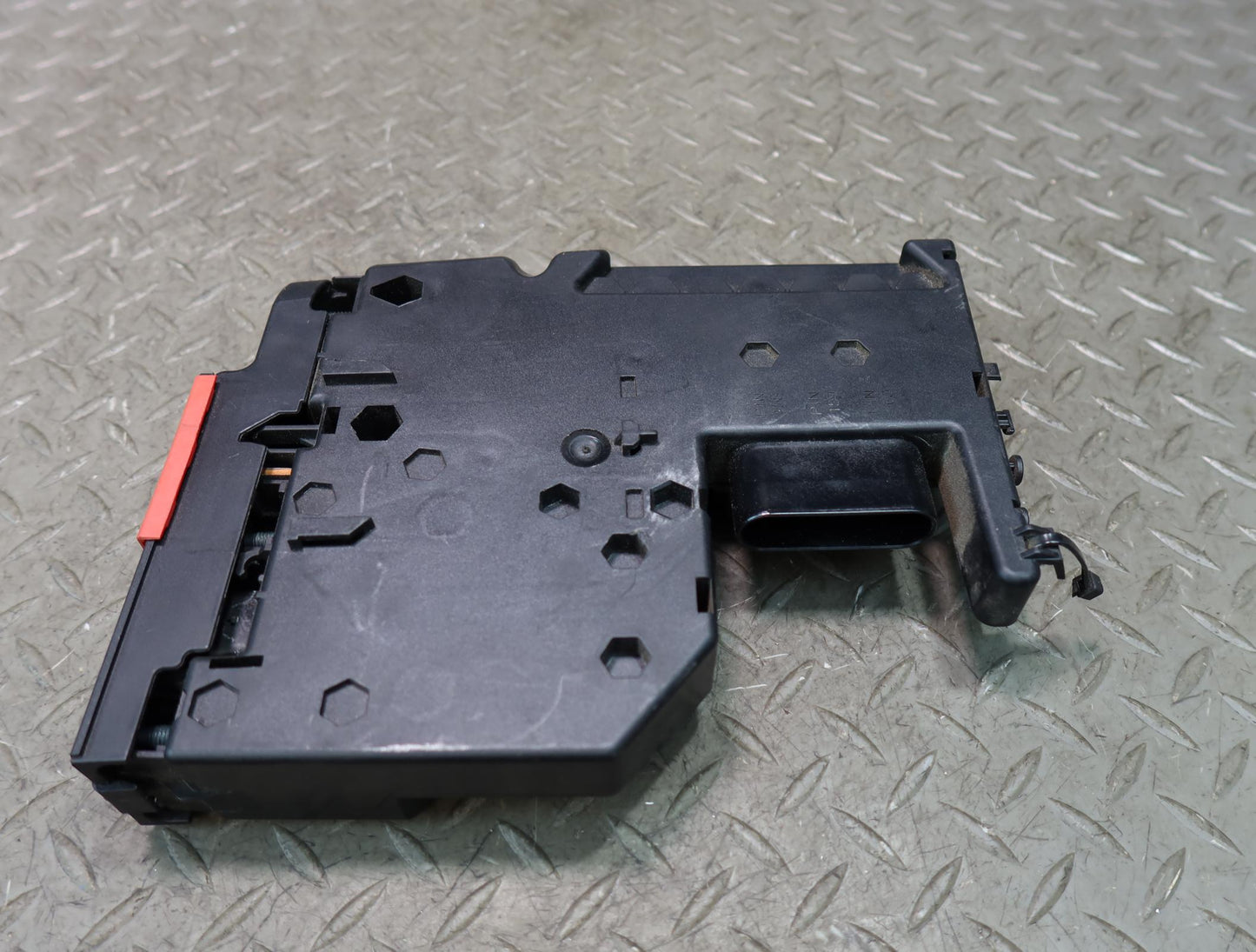 2012-2016 Mercedes R172 SLK Positive Battery Terminal Junction Box