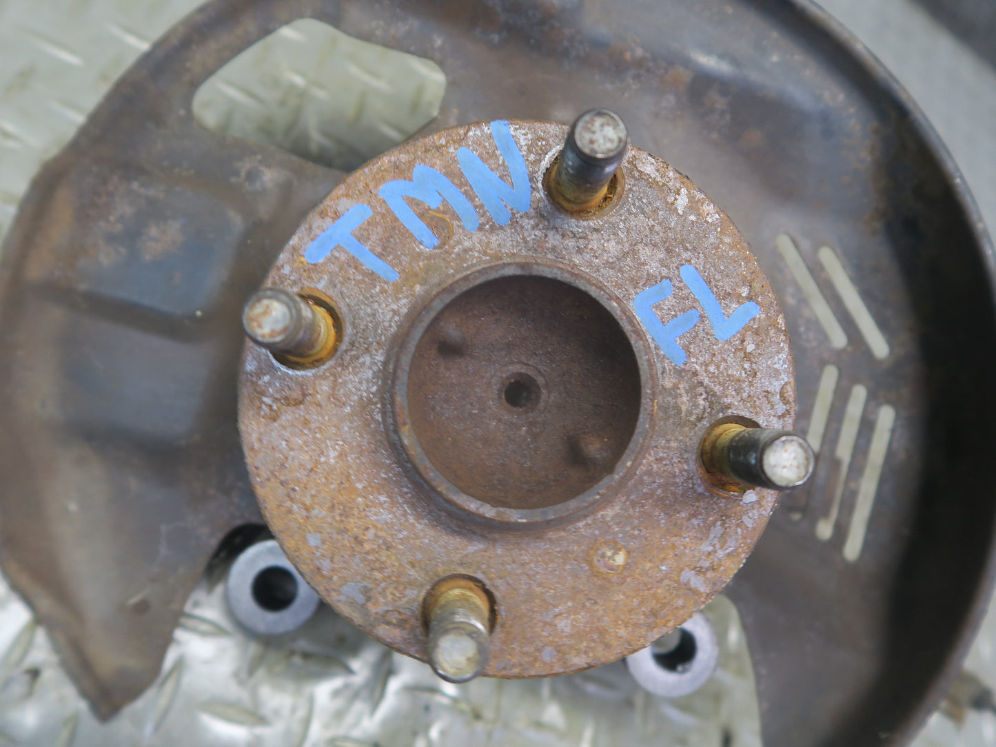 00-05 Toyota MR2 Spyder ZZW30L Front Left Spindle Knuckle Wheel Hub Bearing OEM