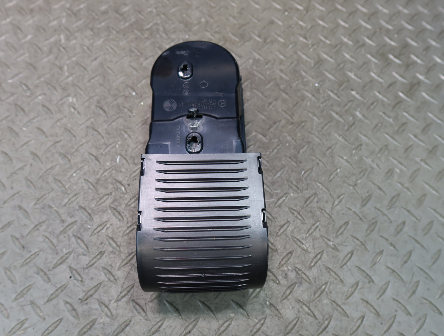 2012-2020 Mercedes R172 SLK SLC Center Console Roller Storage CUP Holder Black