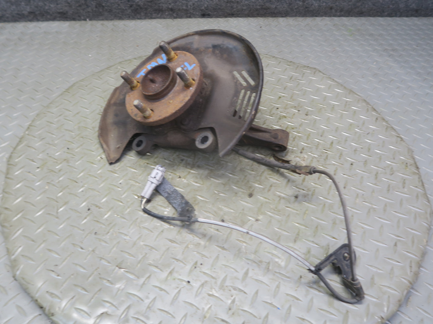 00-05 Toyota MR2 Spyder ZZW30L Front Left Spindle Knuckle Wheel Hub Bearing OEM