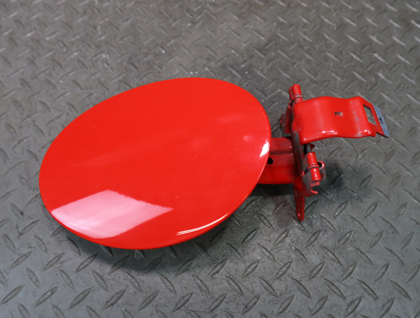 97-04 Chevrolet Corvette C5 Fuel Tank Filler Door Lid Cover 10253857 RED OEM