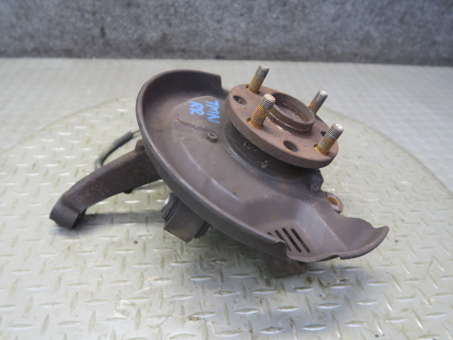 00-05 Toyota MR2 Spyder ZZW30L Rear Right Spindle Knuckle Wheel Hub Bearing OEM