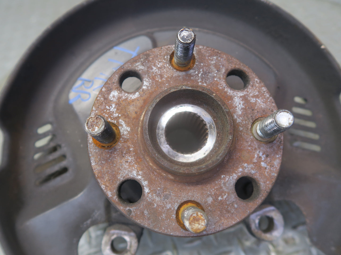 00-05 Toyota MR2 Spyder ZZW30L Rear Left Spindle Knuckle Wheel Hub Bearing OEM