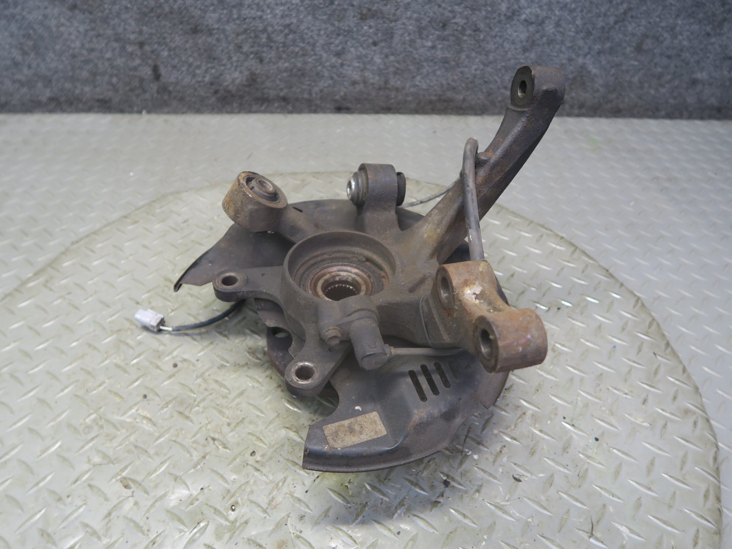 00-05 Toyota MR2 Spyder ZZW30L Rear Left Spindle Knuckle Wheel Hub Bearing OEM