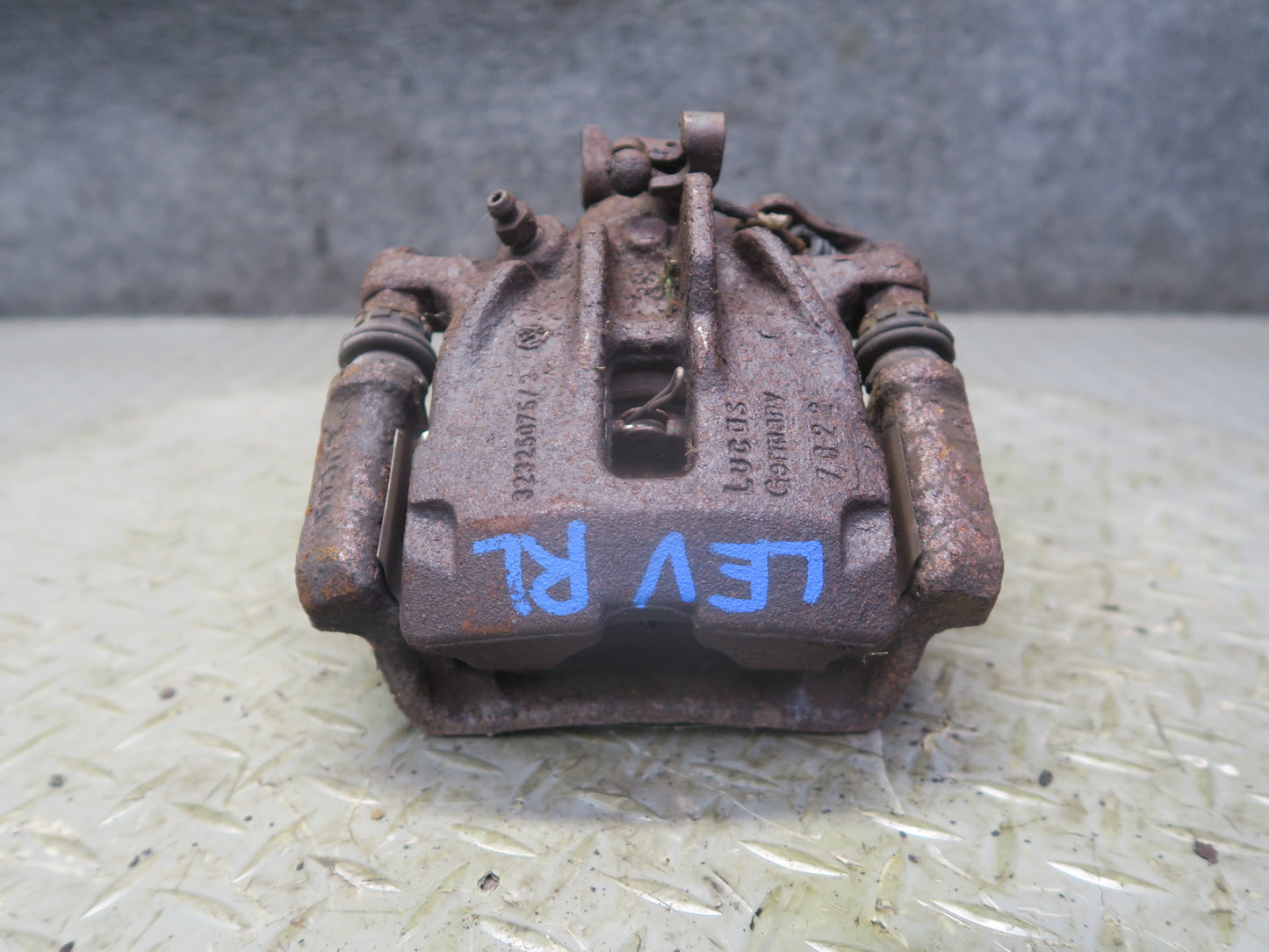 99-00 VW Eurovan T4 2.8L FWD Set of 2 Rear Left & Right Brake Caliper 91K OEM