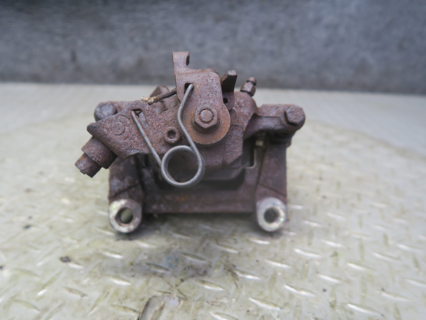 99-00 VW Eurovan T4 2.8L FWD Set of 2 Rear Left & Right Brake Caliper 91K OEM