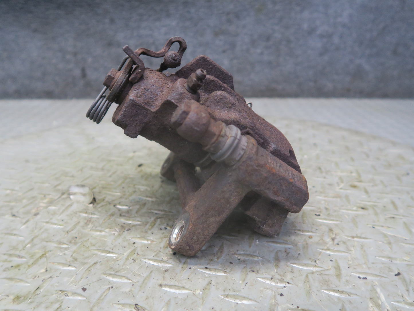 99-00 VW Eurovan T4 2.8L FWD Set of 2 Rear Left & Right Brake Caliper 91K OEM