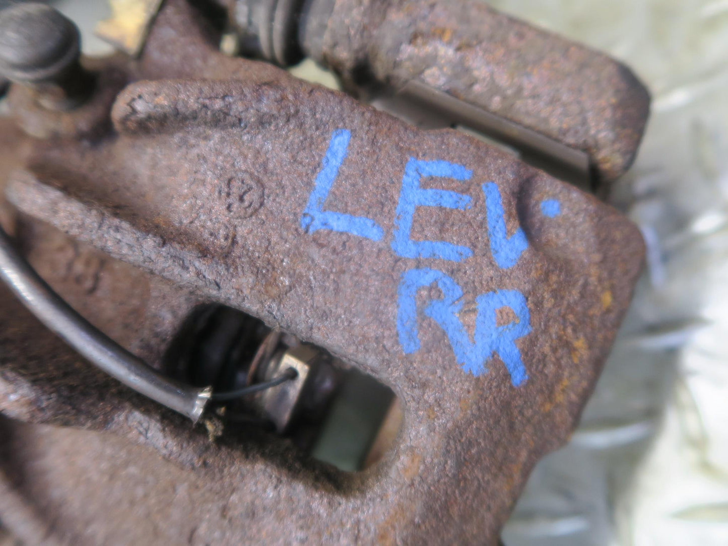 99-00 VW Eurovan T4 2.8L FWD Set of 2 Rear Left & Right Brake Caliper 91K OEM