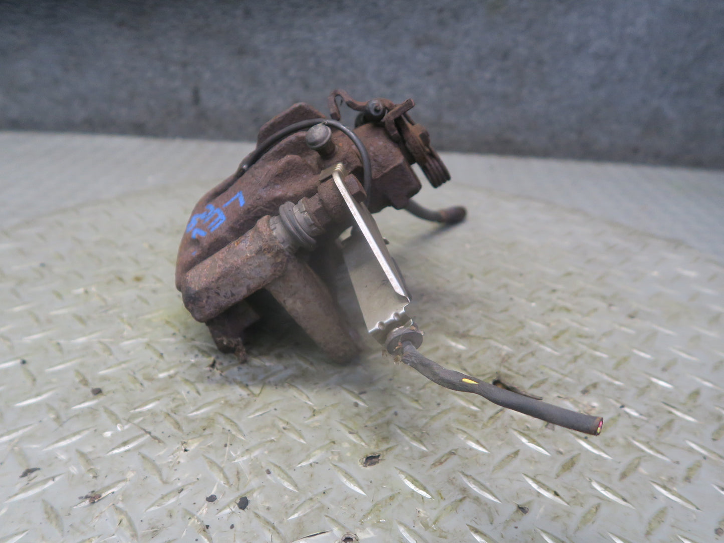 99-00 VW Eurovan T4 2.8L FWD Set of 2 Rear Left & Right Brake Caliper 91K OEM