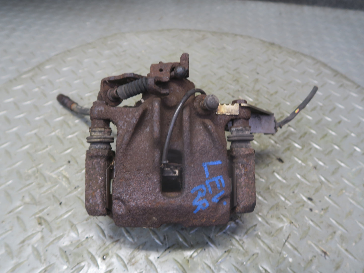 99-00 VW Eurovan T4 2.8L FWD Set of 2 Rear Left & Right Brake Caliper 91K OEM