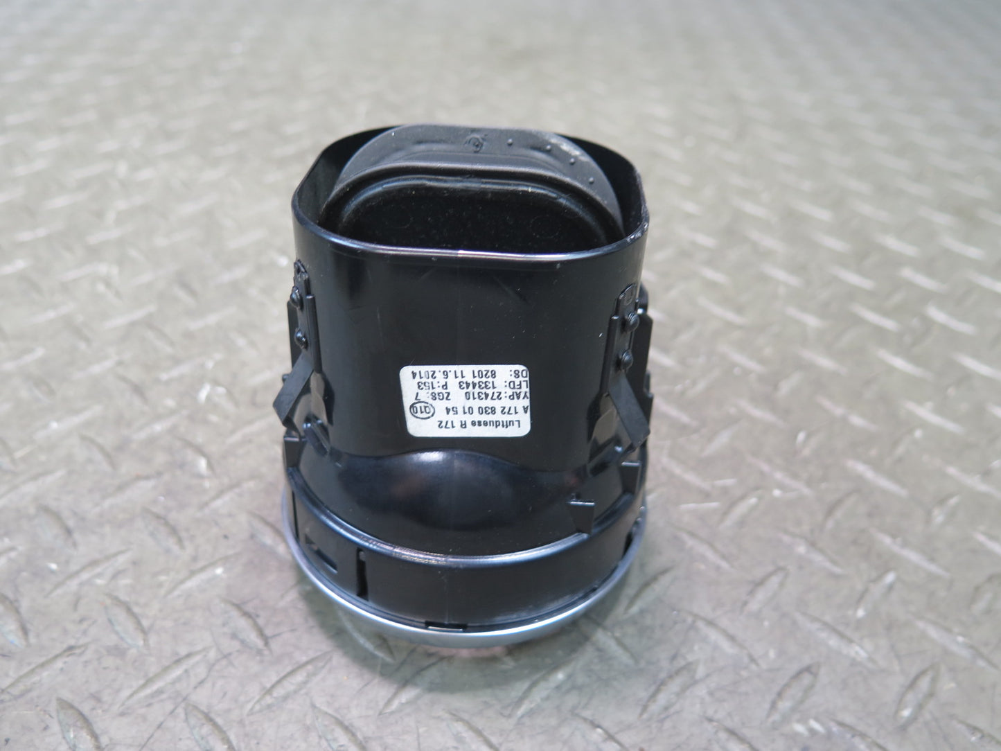 2012-2020 Mercedes R172 SLK SLC Front Left Right Side Dashboard A/C Air Vent Set