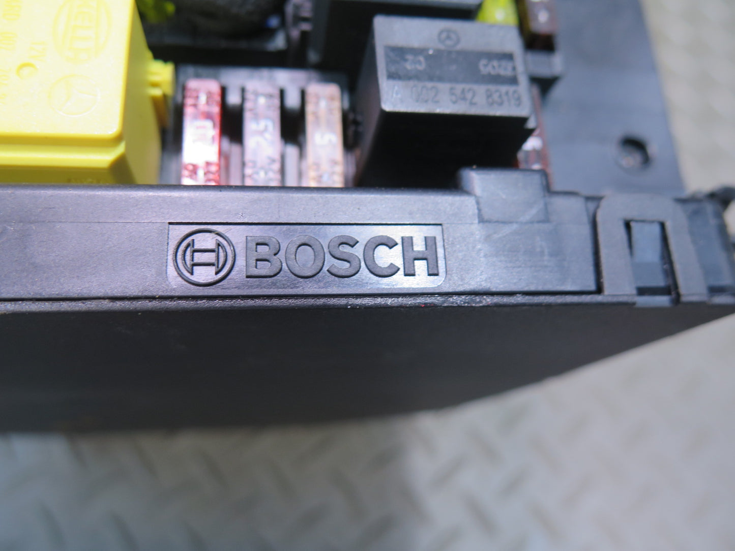 2012-2016 Mercedes R172 SLK Front SAM Module Relay Fuse Box Assembly A2129004425