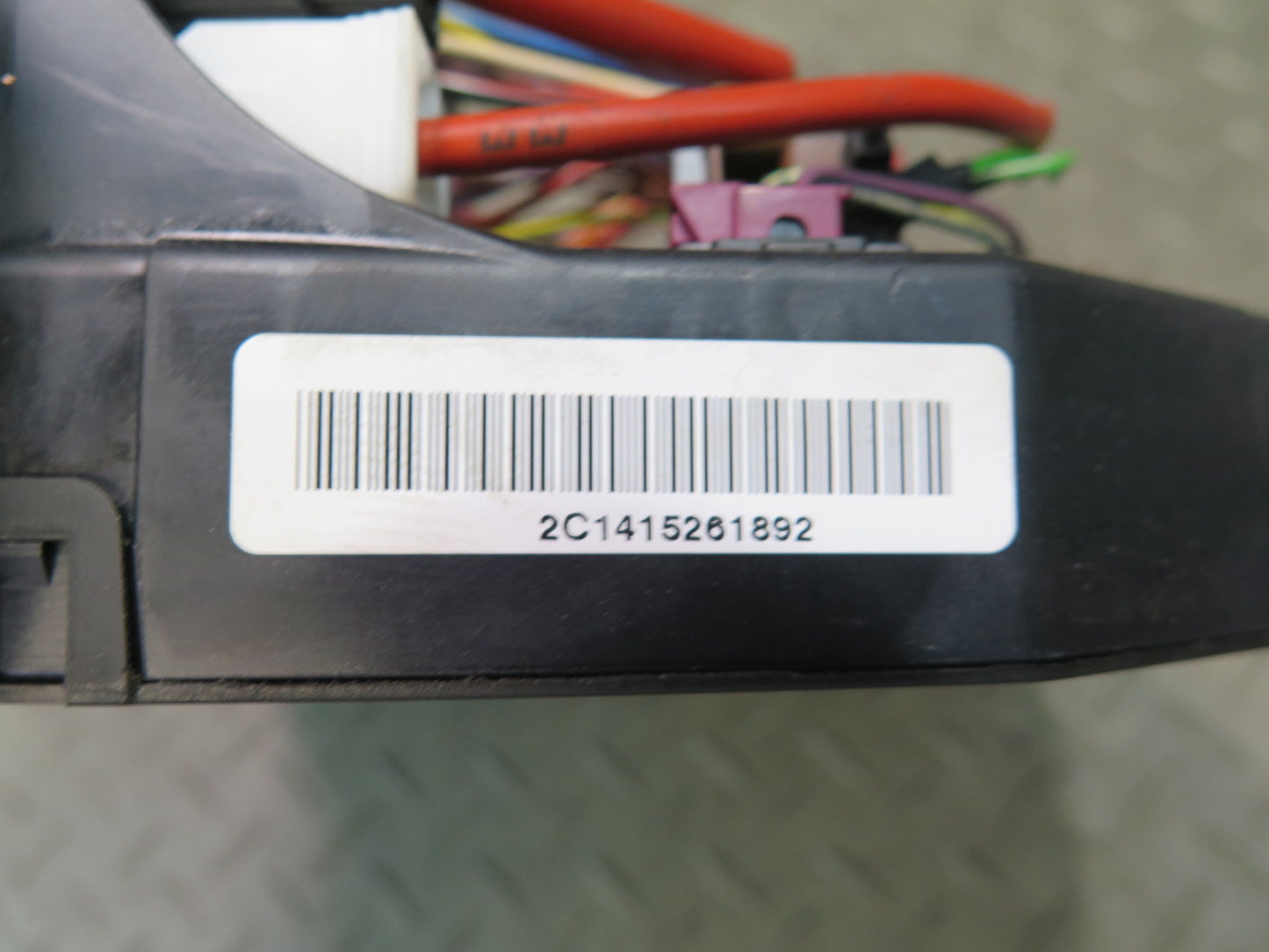 2012-2016 Mercedes R172 SLK Front SAM Module Relay Fuse Box Assembly A2129004425