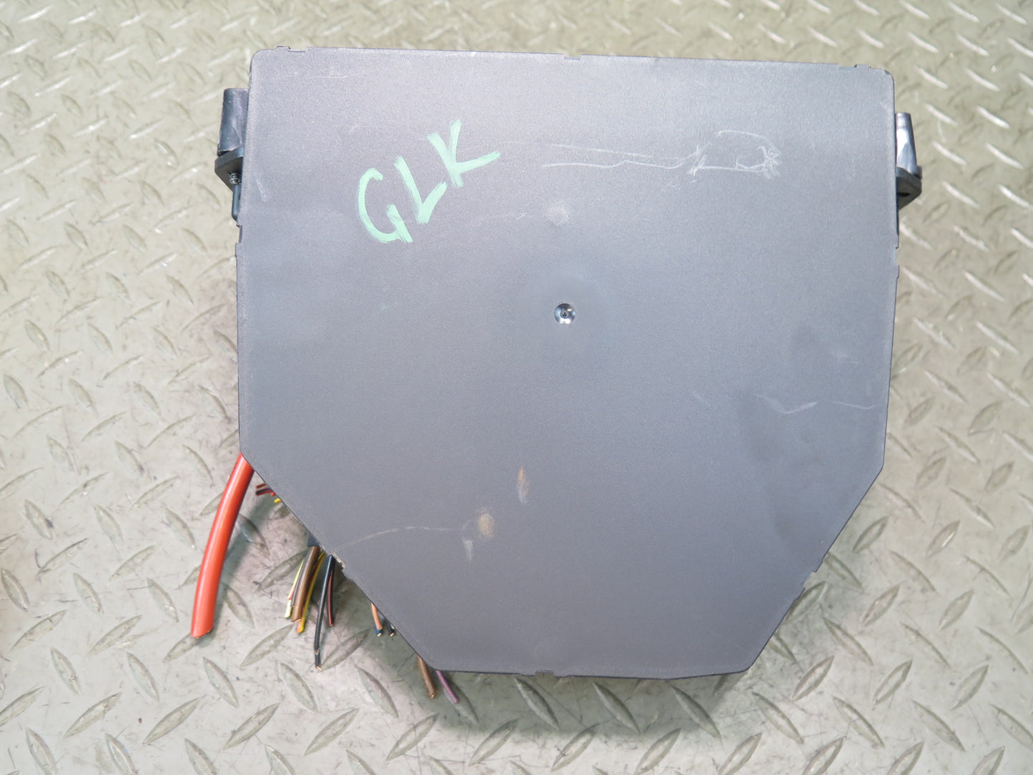 2012-2016 Mercedes R172 SLK Front SAM Module Relay Fuse Box Assembly A2129004425