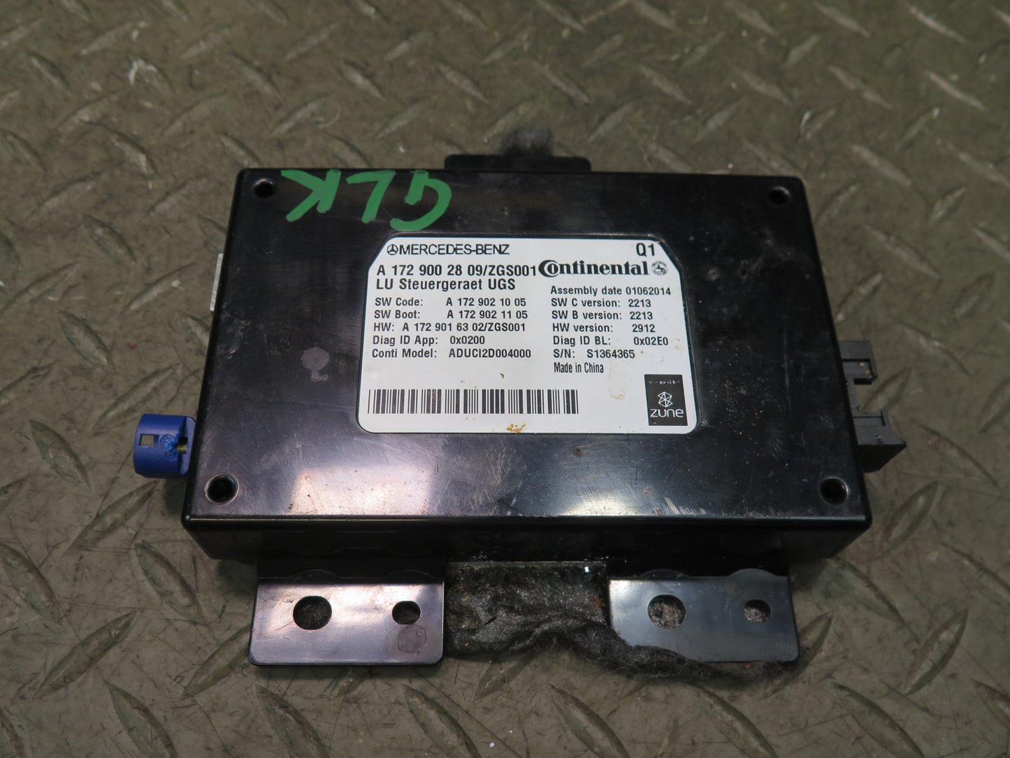 2012-2015 Mercedes R172 SLK250 Communication Control Module Interface