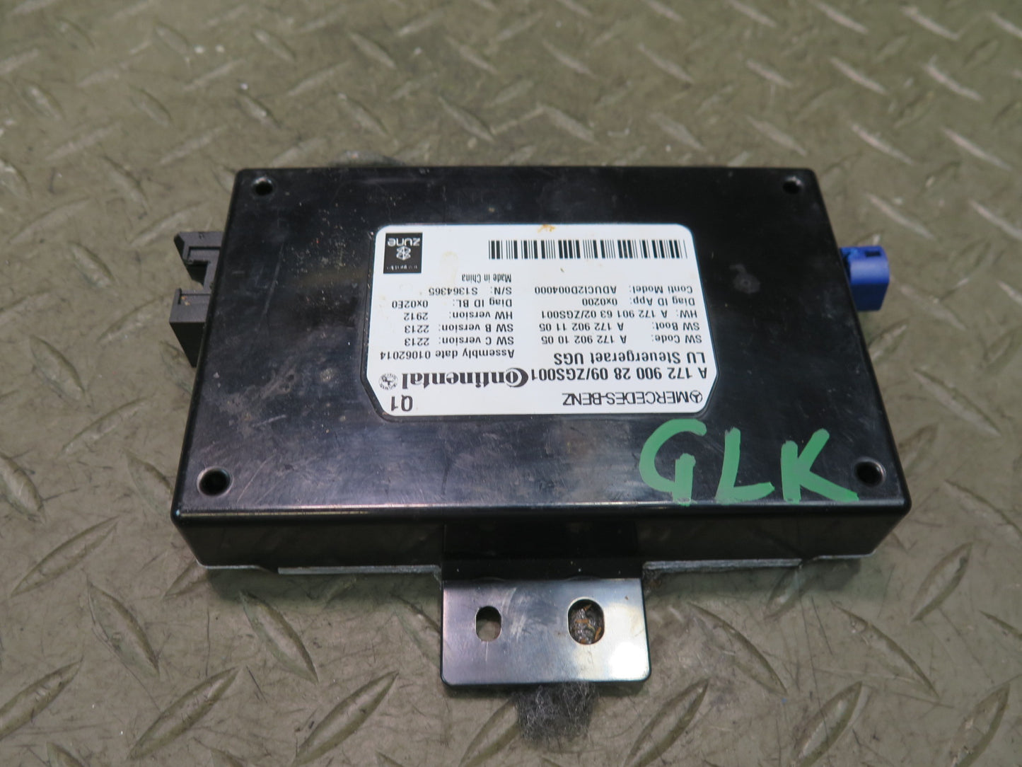 2012-2015 Mercedes R172 SLK250 Communication Control Module Interface