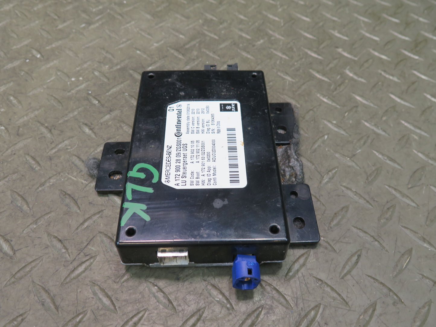 2012-2015 Mercedes R172 SLK250 Communication Control Module Interface