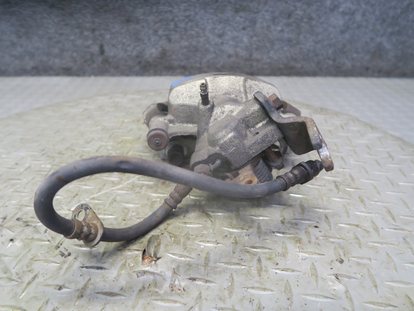 00-02 Toyota MR2 Spyder ZZW30L Set of 2 Rear Left & Right Brake Caliper OEM